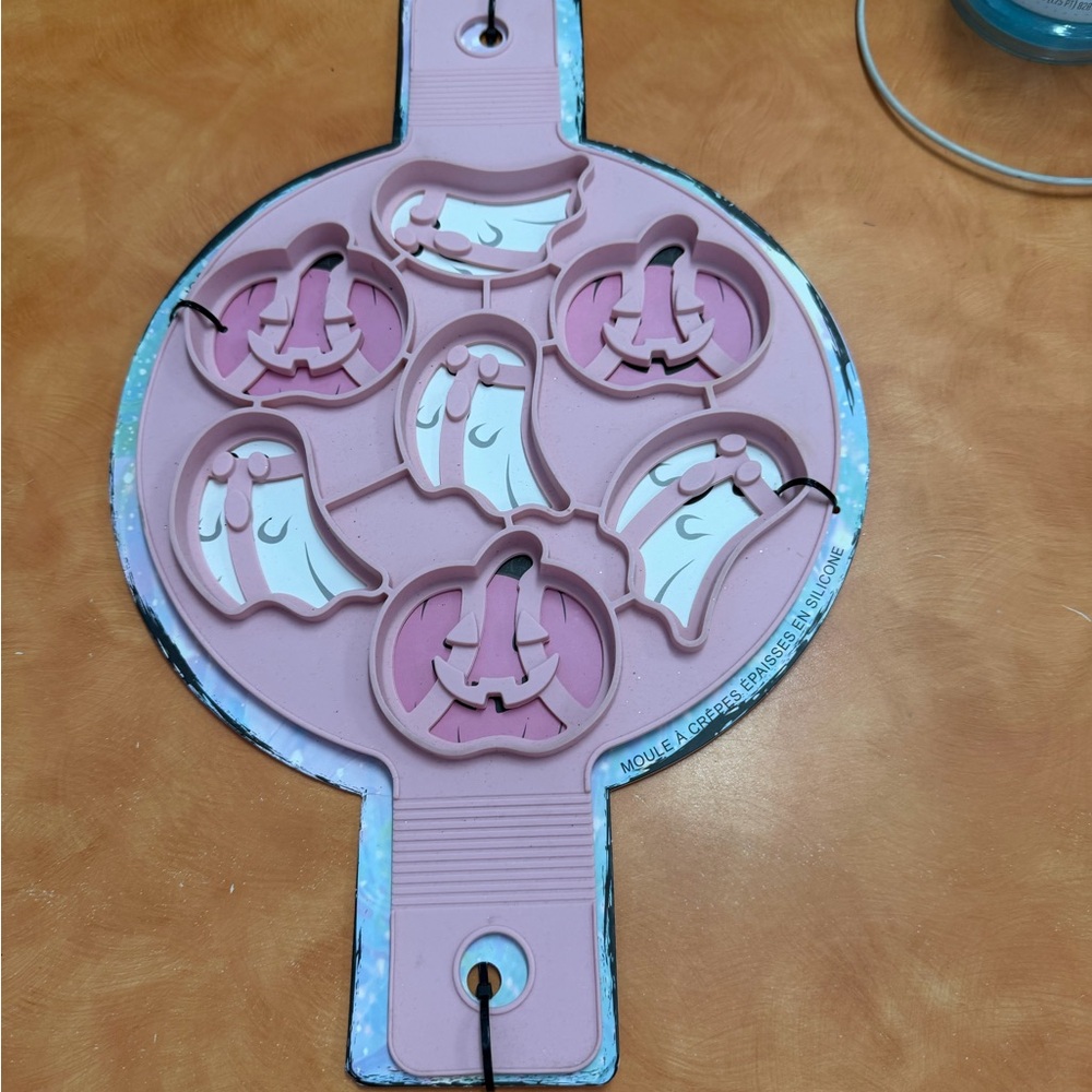 Pink and White Halloween Silicone Pancake Mold